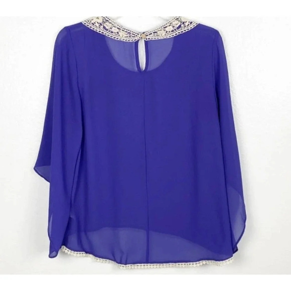 UMGEE Women's Sheer Purple & Cream Lace Top Blouse Size Medium - Picture 2 of 10